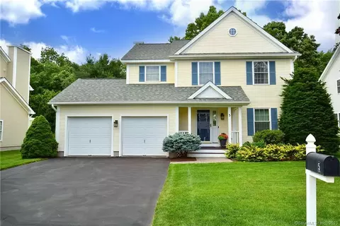 5 Baldwin Dr, Farmington, CT 06032