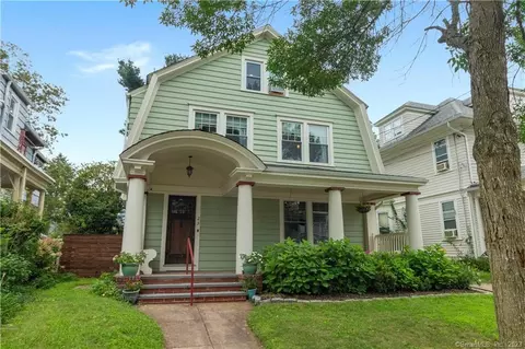 25 Hobart St, New Haven, CT 06511