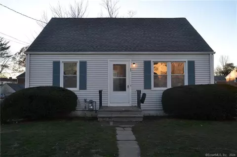 45 Van Buskirk Ave, Stamford, CT 06902
