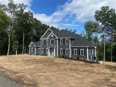 46 Bridgehampton Xing, Farmington, CT 06032