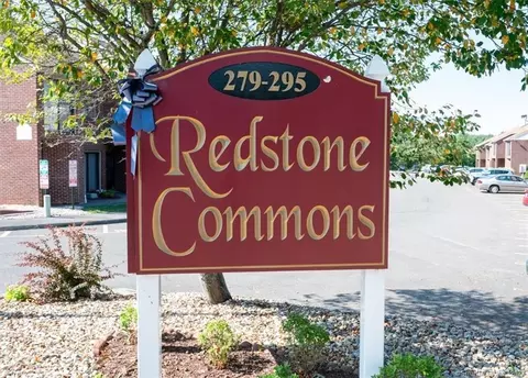 279 Redstone Hill Rd #76, Bristol, CT 06010