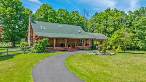 33 Bull Hill Rd, Colchester, CT 06415