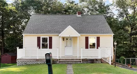 8 Jondot Dr, Enfield, CT 06082