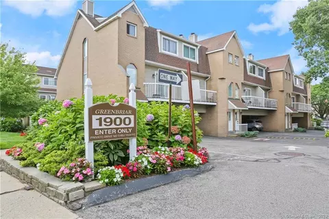 1900 Summer St #16, Stamford, CT 06905