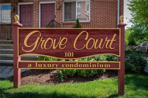 101 Grove St #6, Stamford, CT 06901