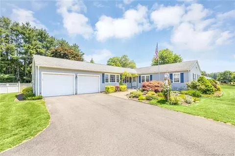 9 Petticoat Ln, East Windsor, CT 06016