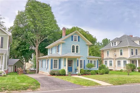 41 Cutler St, Watertown, CT 06795