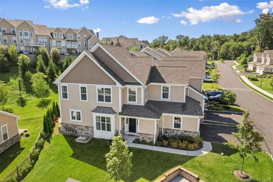 82 Winding Ridge Way 82, Danbury, CT 06810 40 Photos Movoto