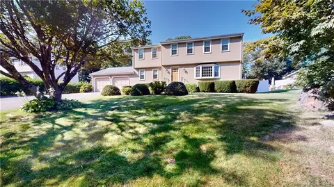 131 Roseanna Rd, Southington, CT 06479