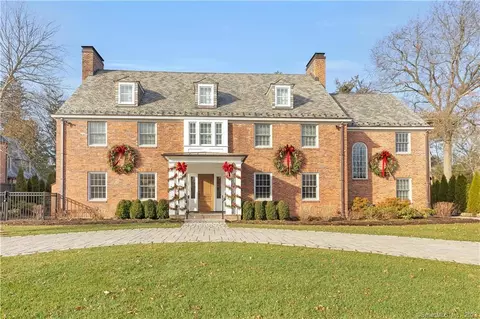 115 Scarborough St, Hartford, CT 06105