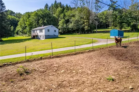 225 S Windham Rd, Windham, CT 06266