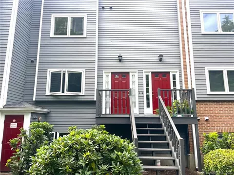 7 Seir Hill Rd #8, Norwalk, CT 06850