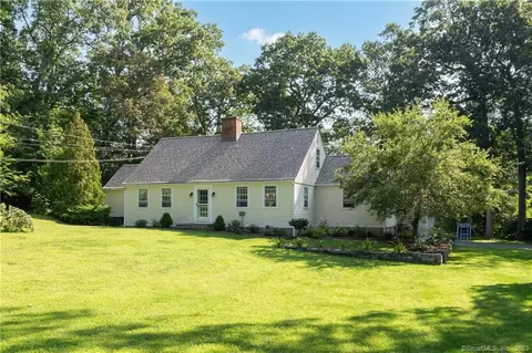 46 River Edge Farms Rd, Madison, CT 06443