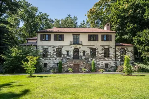 71 Westerly Ter, Hartford, CT 06105