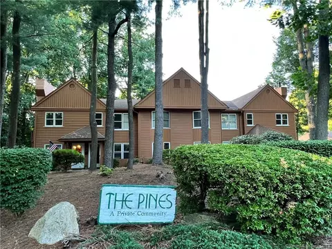 1 Pine Needle Dr #1, Shelton, CT 06484