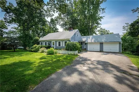 67 Marwick Mnr, New Milford, CT 06776