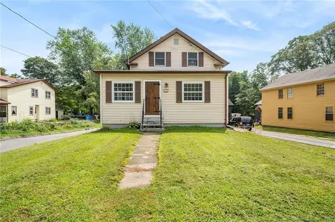 25 Hartford Rd, Brooklyn, CT 06234