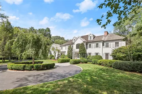 35 Logan Rd, New Canaan, CT 06840