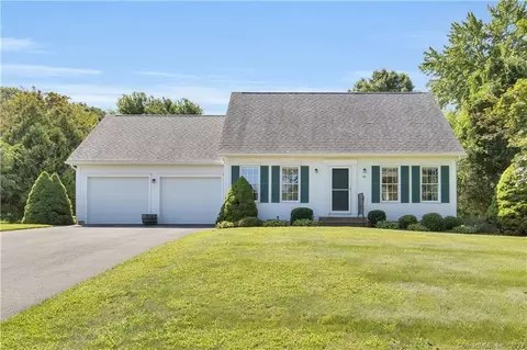 96 Walek Farms Rd, Manchester, CT 06040