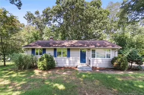 93 Scott Dr, Vernon, CT 06066