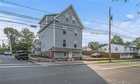 105 Ward St, Wallingford, CT 06492