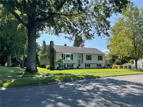 36 Buena Vista Dr, Southington, CT 06479