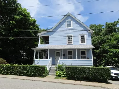 11 Ann St, New London, CT 06320
