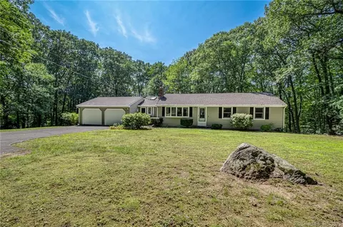 107 Jerome Ave, Burlington, CT 06013
