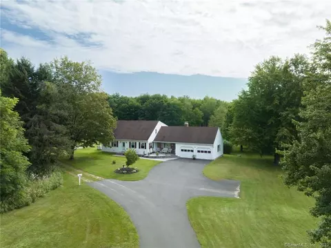 424 Springfield Rd, Somers, CT 06071