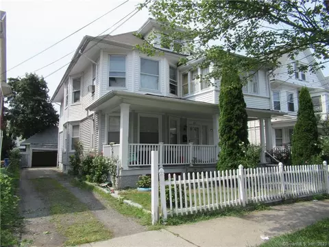 471 Wilmot Ave, Bridgeport, CT 06607