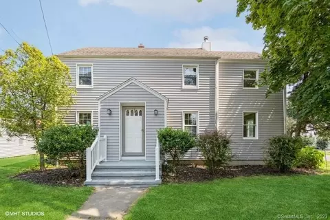 76 Plymouth St, Stratford, CT 06614