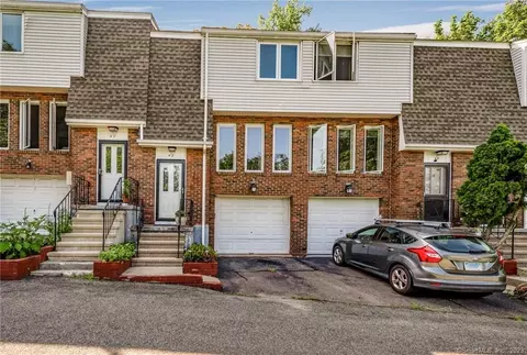 184 Gravel St #42, Meriden, CT 06450