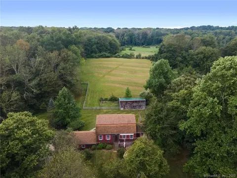 121 Bigelow Rd, Hampton, CT 06247