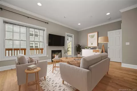 140 Main St #4, Norwalk, CT 06851
