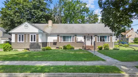 1620 Norman St, Bridgeport, CT 06604