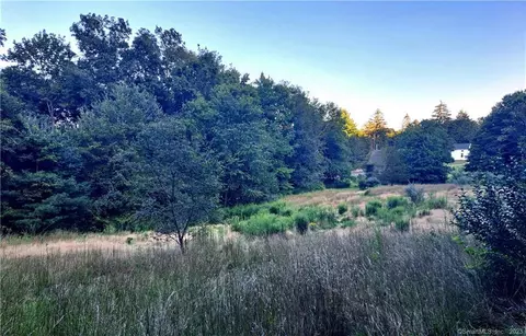 2117 Durham Rd, Madison, CT 06443