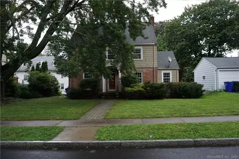6 Lemay St, West Hartford, CT 06107