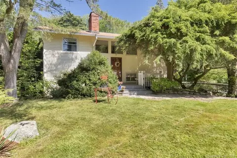 658 South St, Coventry, CT 06238