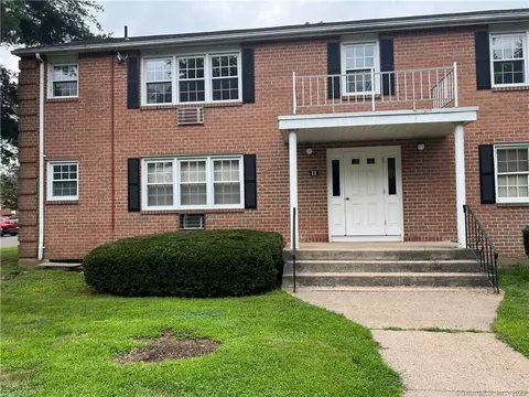 5 Grandview Dr #11A, Farmington, CT 06032