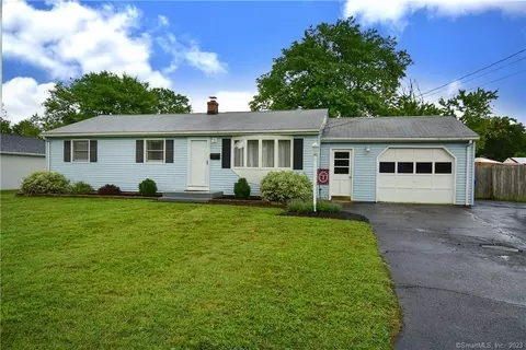 4 Gary Dr, Enfield, CT 06082