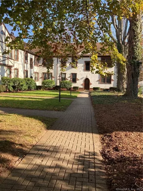 341 Alden Ave #4, New Haven, CT 06515