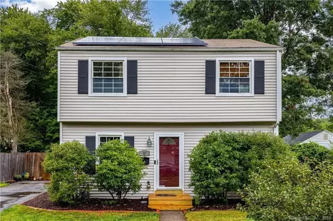 22 Canterbury St, East Hartford, CT 06118
