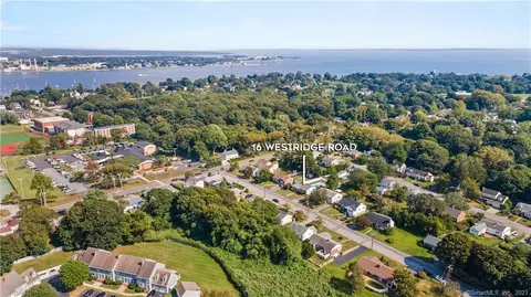 16 Westridge Rd, New London, CT 06320