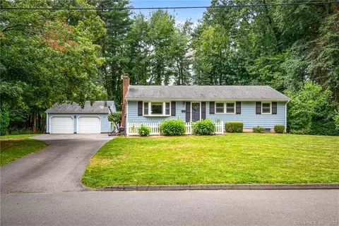 45 Colonial Dr, Windsor, CT 06095