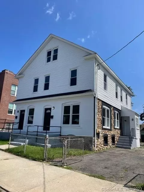 34 Omega Ave, Bridgeport, CT 06606