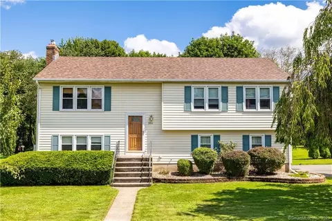 386 Trinity Rdg, Rocky Hill, CT 06067