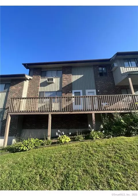222 Oakville Ave #G, Waterbury, CT 06708