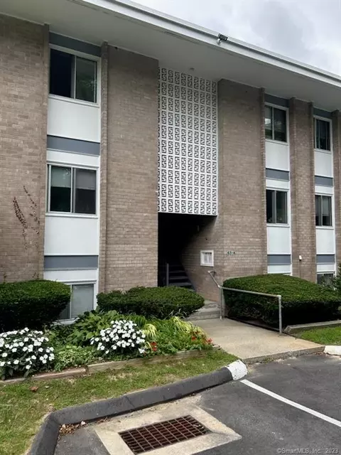 63 Niles Hill Rd #A3, New London, CT 06320