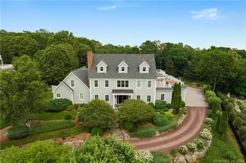 14 Lambs Way, Stonington, CT 06378