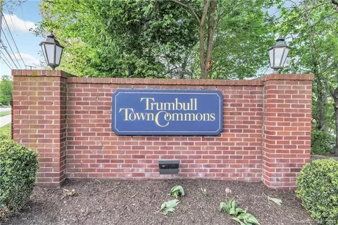 172 Mayfield Dr #172, Trumbull, CT 06611